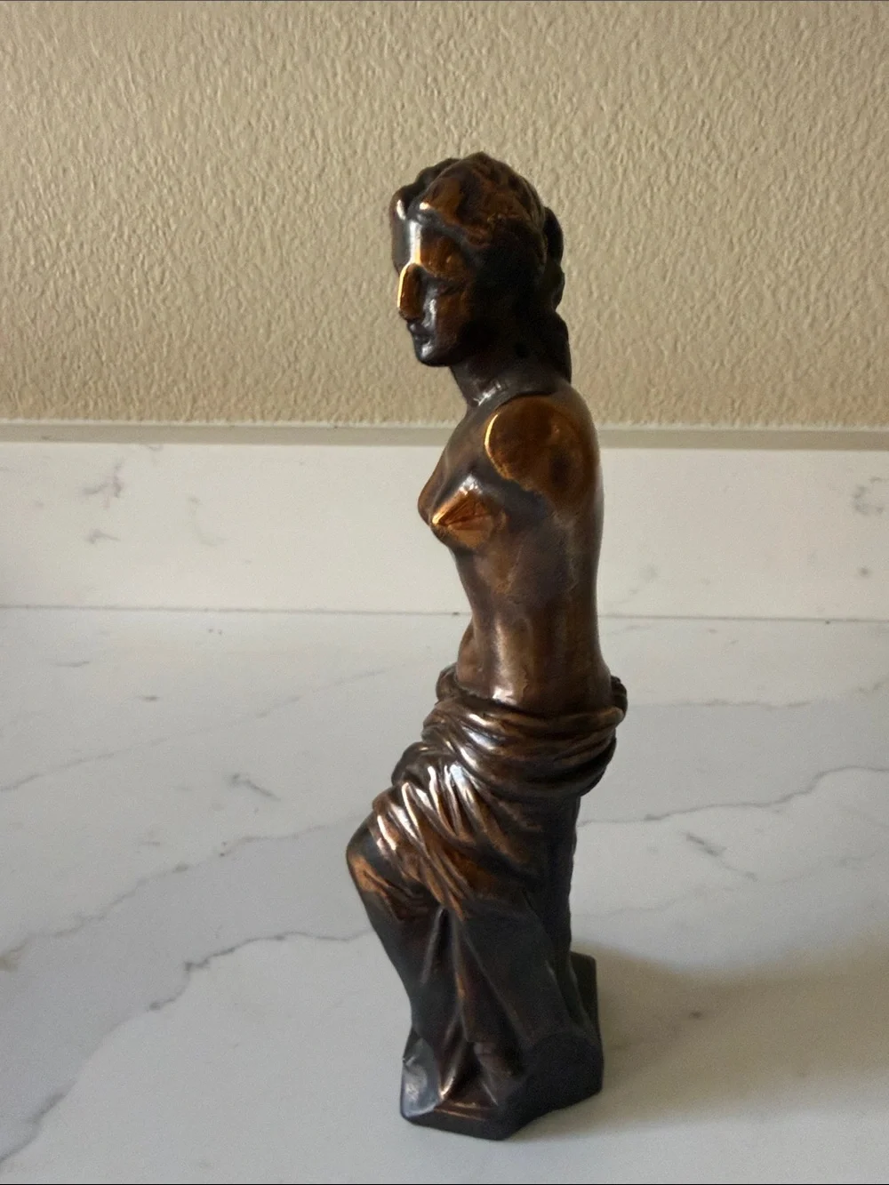 Vintage Bronze Venus Sculptural Statue Madebin Greece and Signed